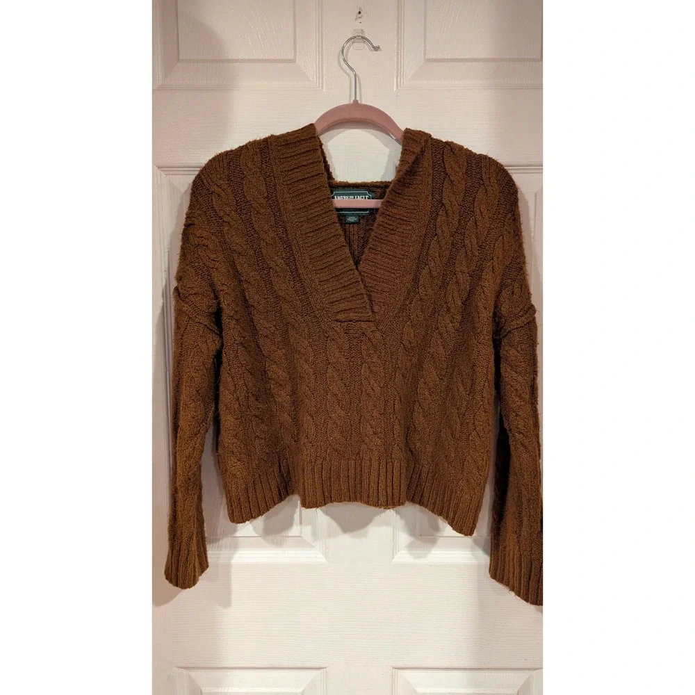 American Eagle Hooded Sweater Small Brown Cable Knit V-Neck Cropped Cozy Fall